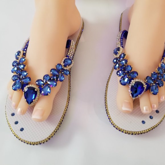 Luxury flip flops with crystals and rhinestones..White and Blue - Picture 10 of 16